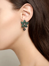Load image into Gallery viewer, Earrings Flower Power